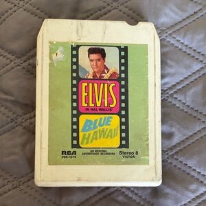 Vintage Elvis Blue Hawaii 8-Track Tape Original Soundtrack Recording 1961
